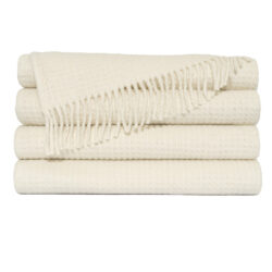 Judith Throw, Ivory